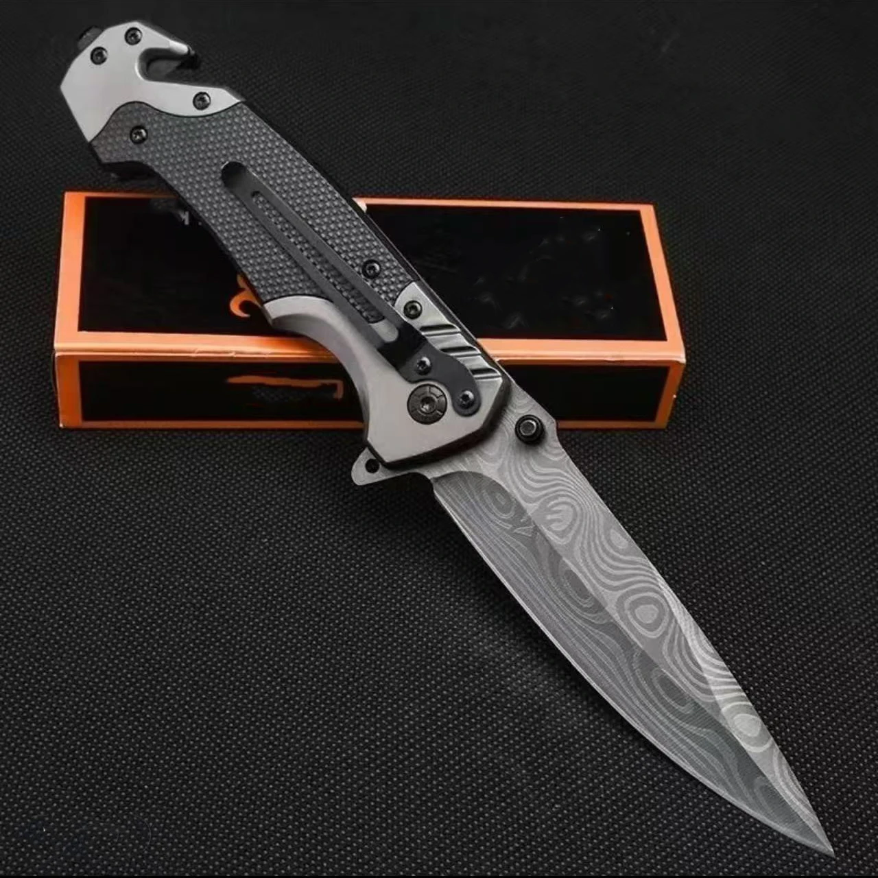 Wygodny, ostry nóż survivalowy – Dive Knife Titanium recenzja i cena